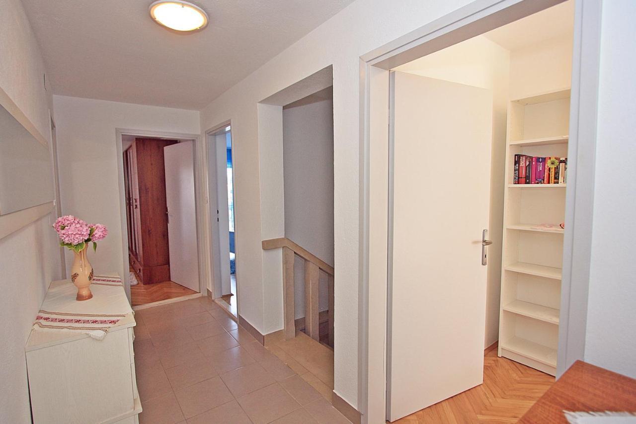 Apartments With Wifi Supetar, Brac - 5665 Екстериор снимка
