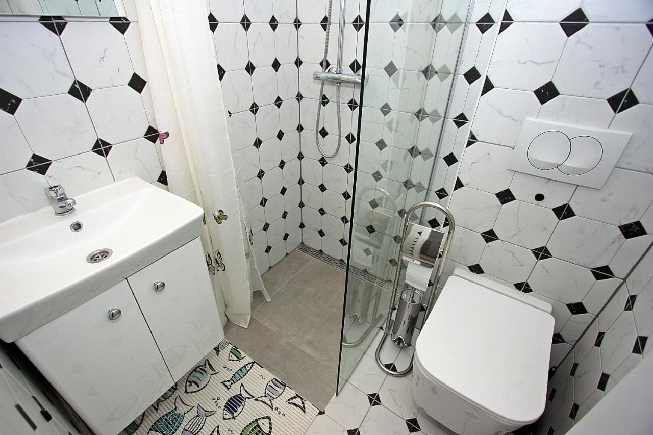 Apartments With Wifi Supetar, Brac - 5665 Екстериор снимка